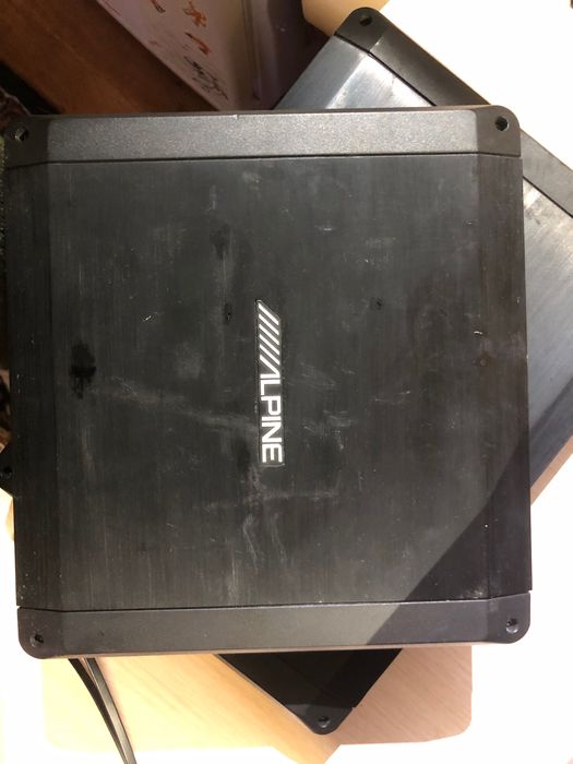 Усилитель мощности 2 - канальный автомобильный Alpine BBX - Т600