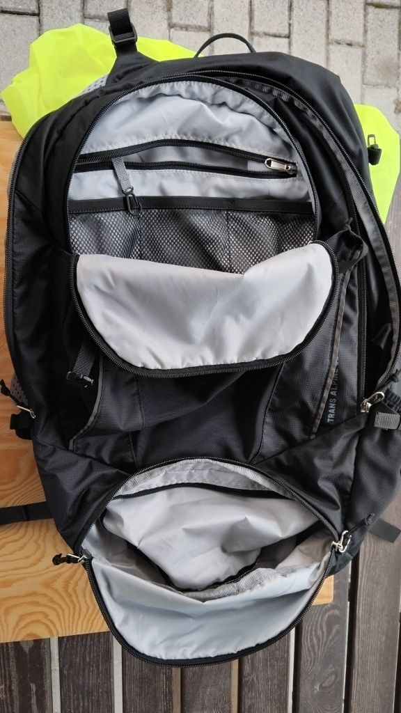 Plecak rowerowy Deuter Trans Alpine 32 SL