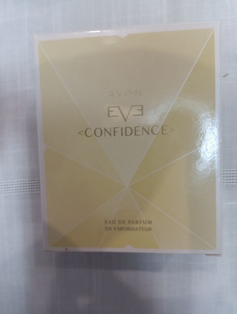 Продам парфуми avon