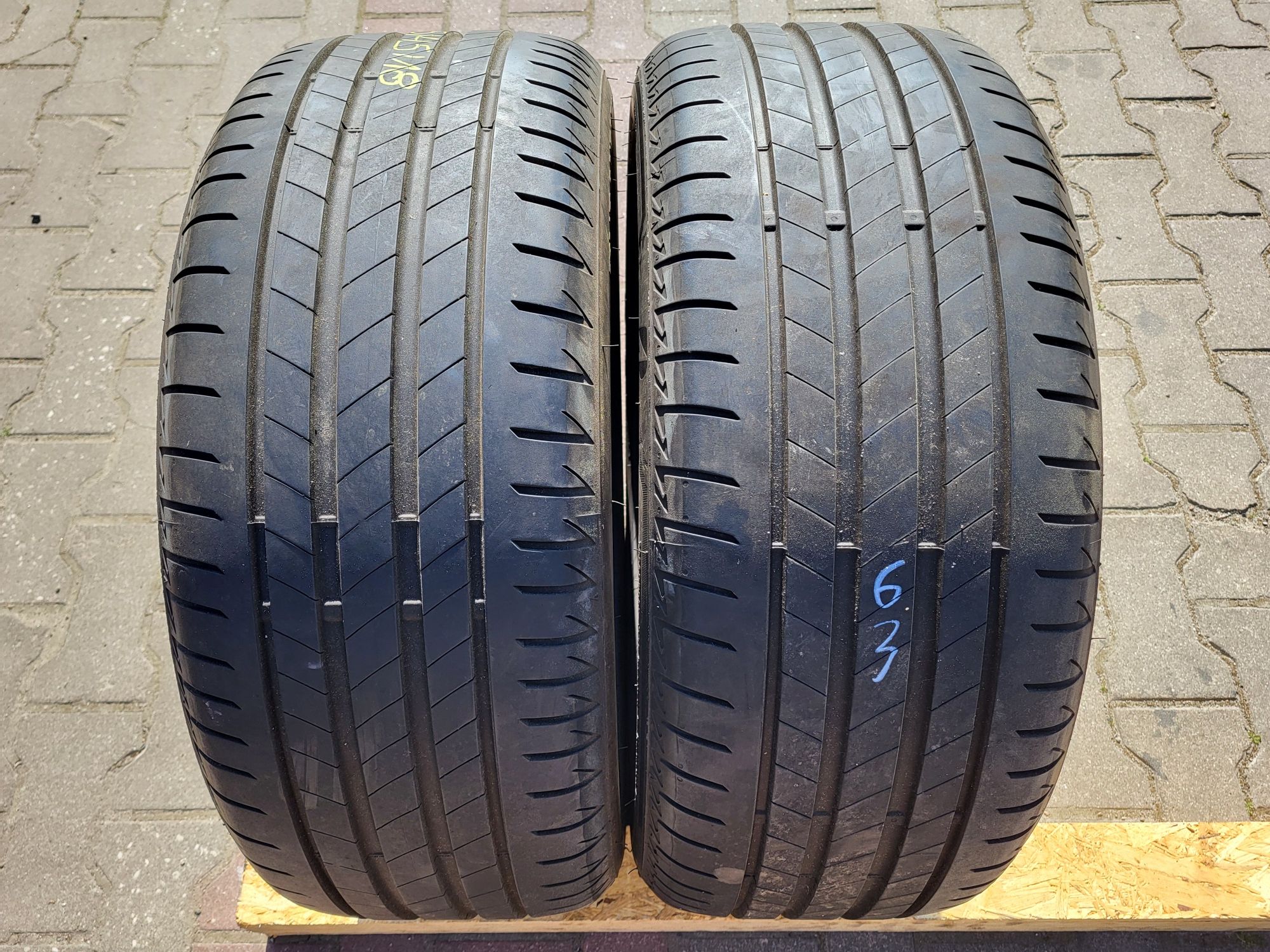 2szt Bridgestone 245/45/18 100Y 2023