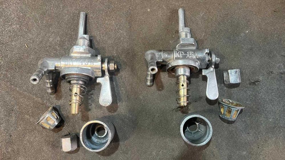 Кран бензобака КР-15А на два соска  СССР