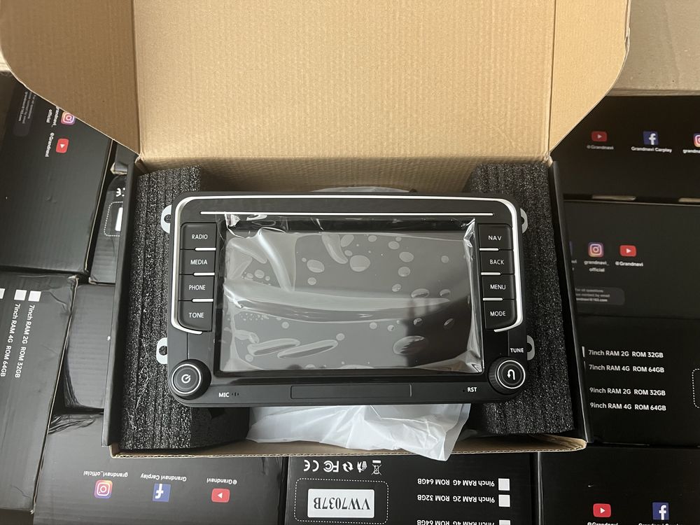 Автомагнітола Android Volkswagen Skoda Seat 2/32 CarPlay/Android Auto