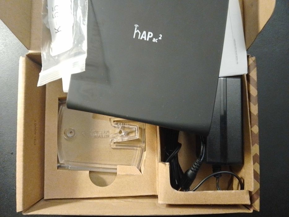 Mikrotik hAP ac² RBD52G-5HacD2HnD-TC 5x1Gbits WiFi 500 мВт +USB 4G|LTE