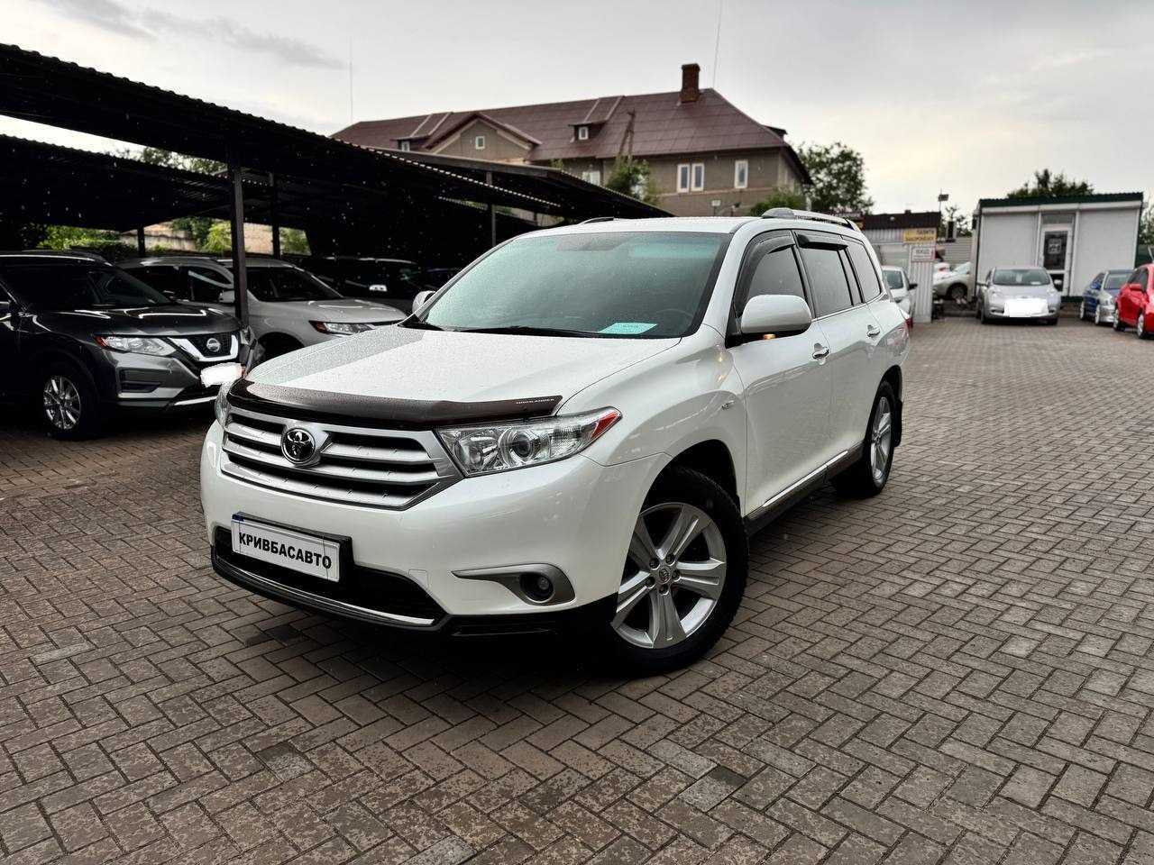 Toyota Highlander Офіційний 2012