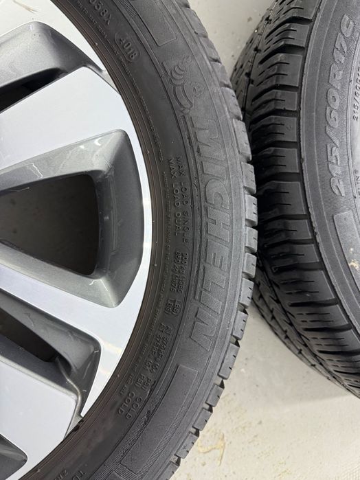 Продам колеса в зборі Пежо експерт 5/108 r17