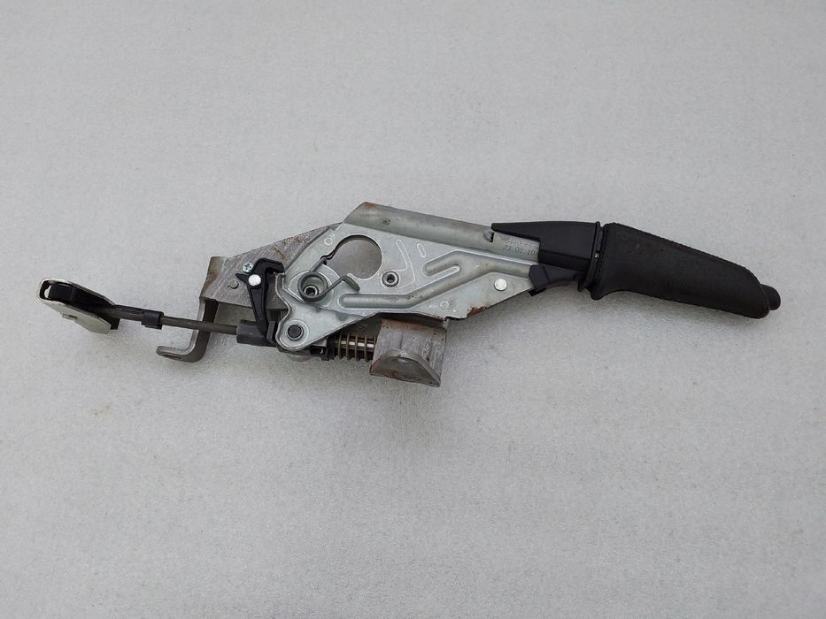 Travão de mão / parque BMW 1 (E81)