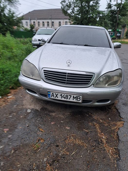 Продам или обмин Мерс 220 S клас