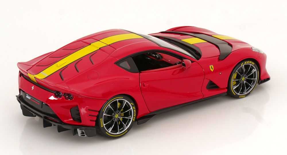 1:18 Bburago Signature Ferrari 812 Competizione 2021 red