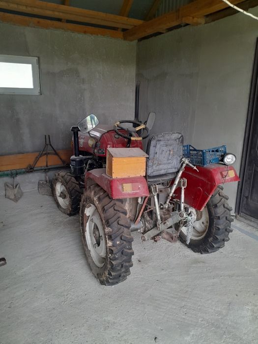 Трактор xt224, причіп, борони