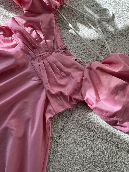 Рожева сукня Барбі зифірка