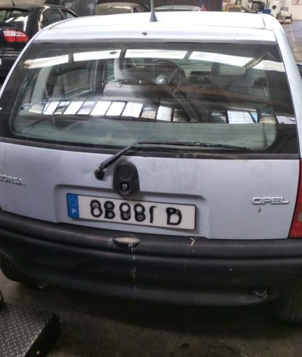 Para Peças Opel Corsa B (S93)