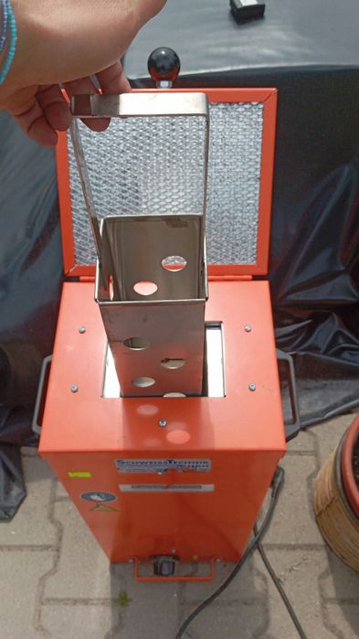 Piec do wygrzewania elektrod