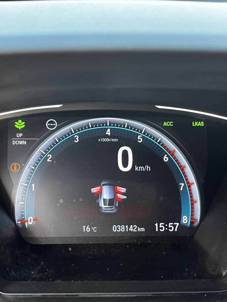 Vendo HONDA CIVIC 1.0 i-VTEC 2019 Elegance Navi