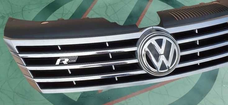 Решетка радиатора Passat CC R-Line  2012-  USA  рестайл