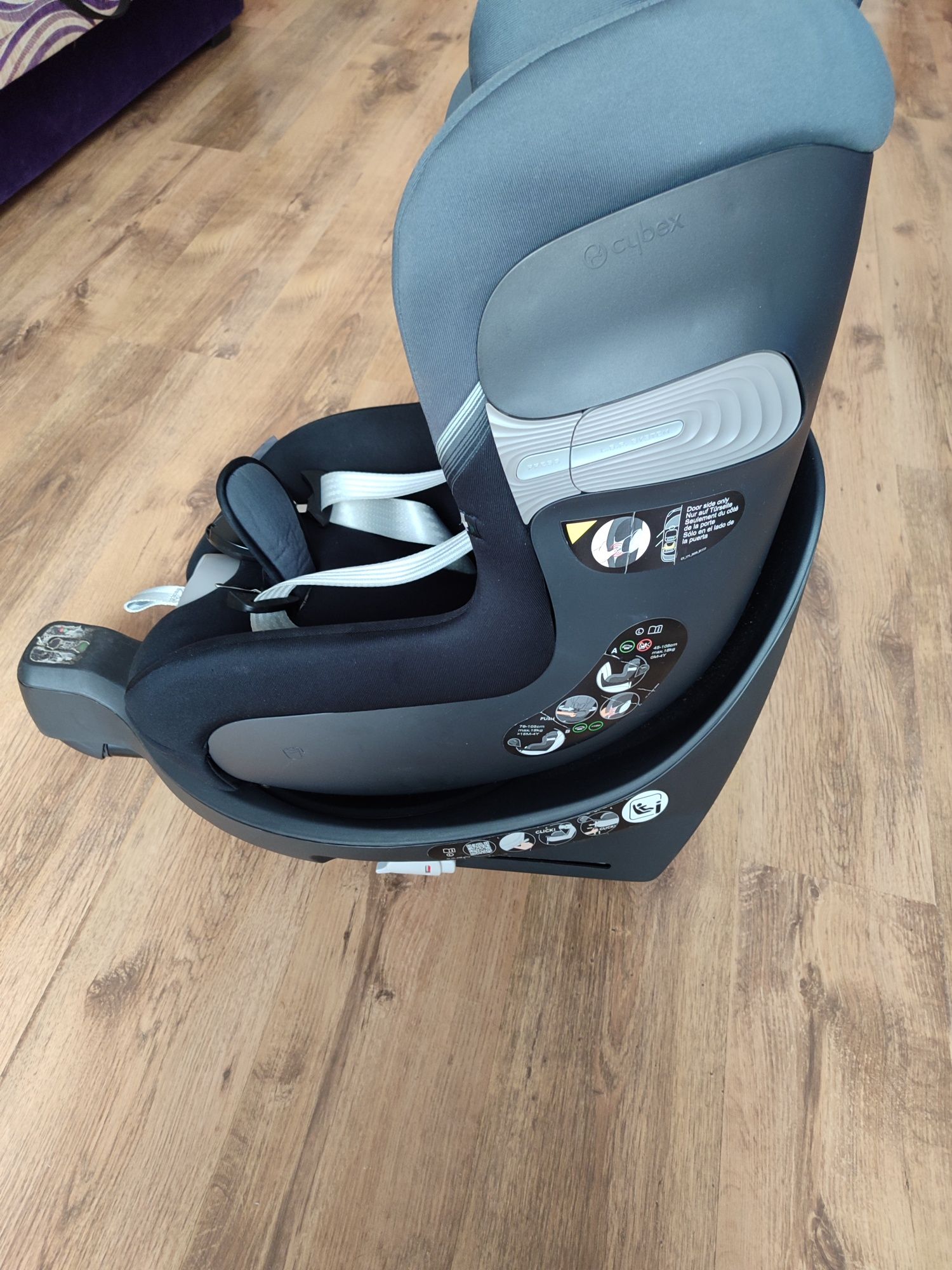 Fotelik obrotowy cybex sirona S i - size