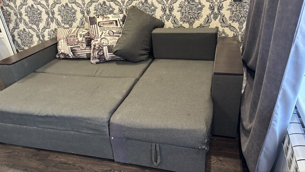 Продам угловой диван