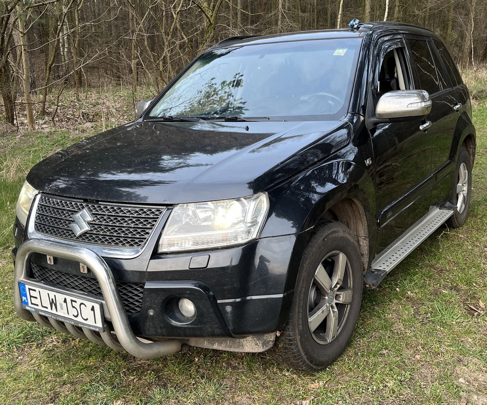 Suzuki Grand Vitara 3.2 V6 2008 rok Uszkodzona uszczelka pod glowicą