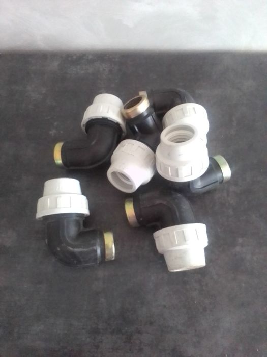 Фітінги коліна. Діаметр 32.