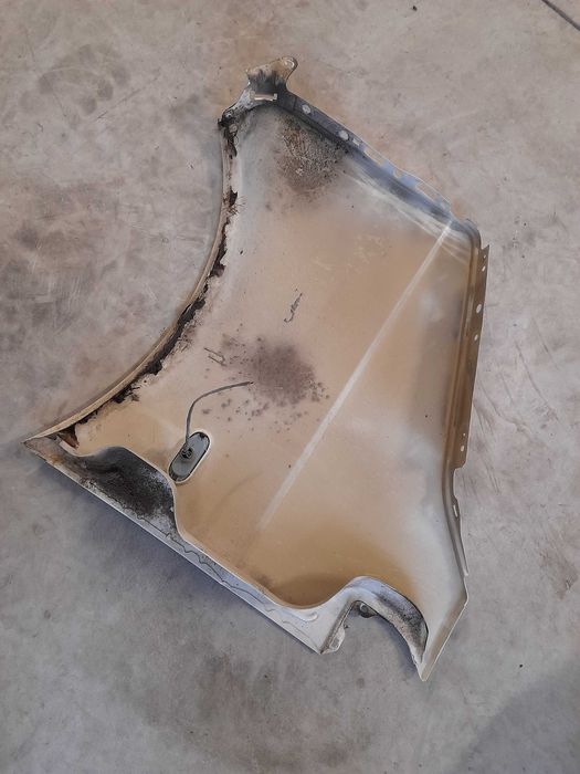 Błotnik prawy przód VW Transporter T5