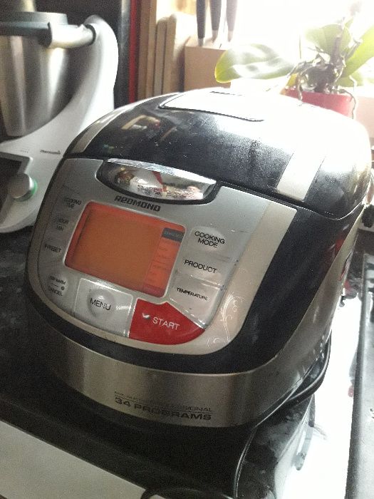 Multicooker Redmond RMC-M4502E