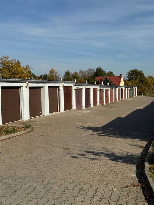 Garaż murowany osiedle Wośniki Radom wynajem