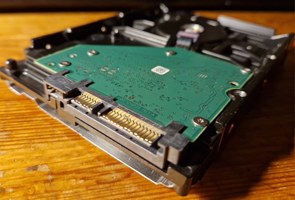 Dysk twardy Seagate 1tb SATA II 3,5"
