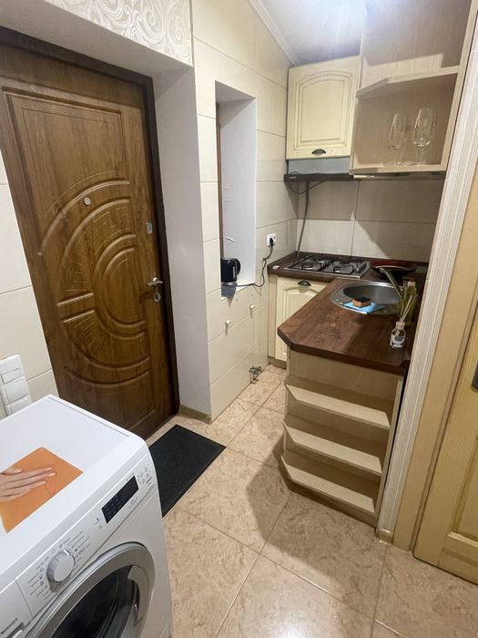 Квартира  1-кімн. в центрі /подобово/