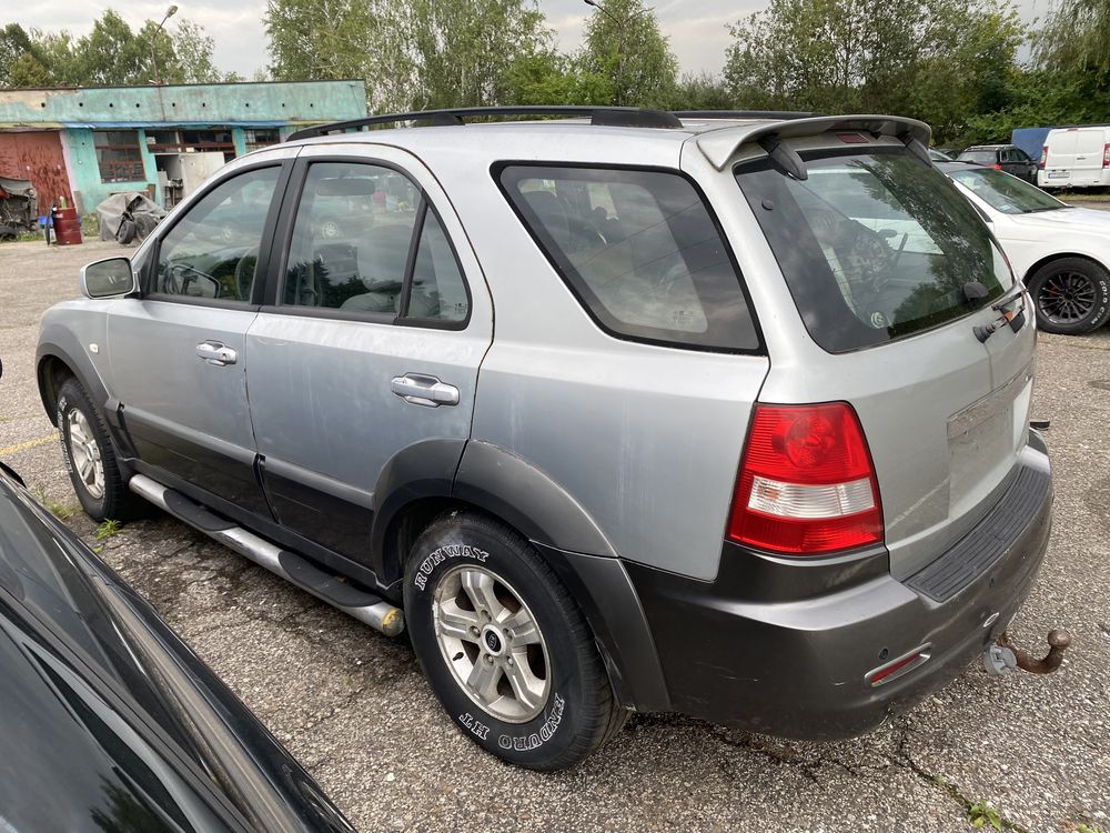 KIA Sorento I na CZĘŚCI 2.5 CRDI 140KM Diesel Srebrny Szary