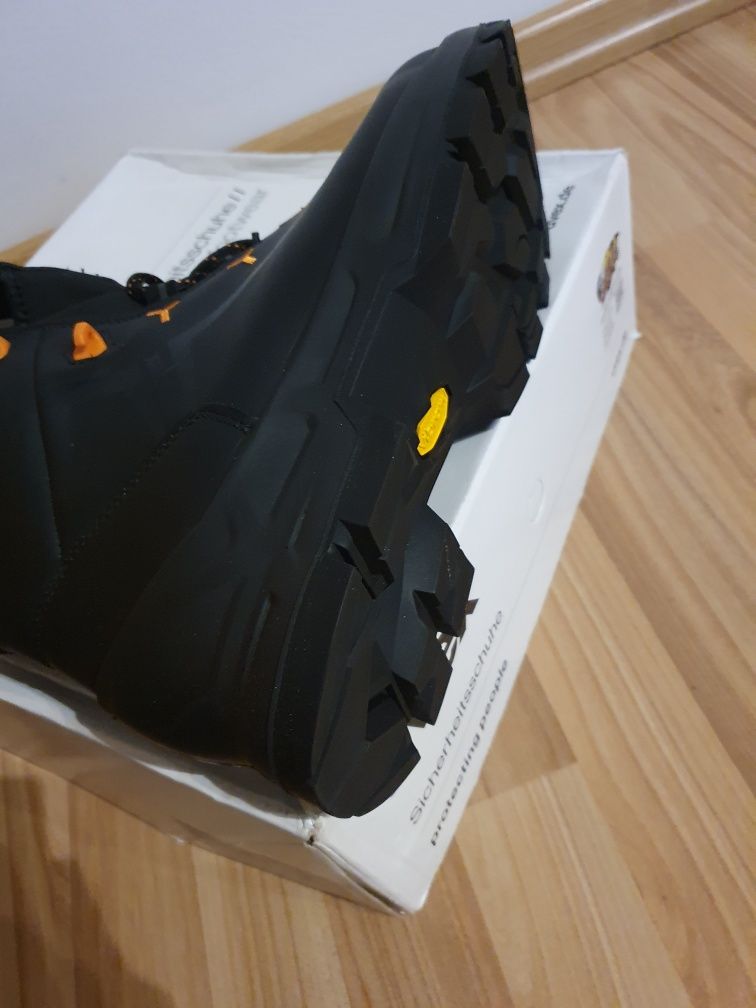 Buty uvex rozmiar 46