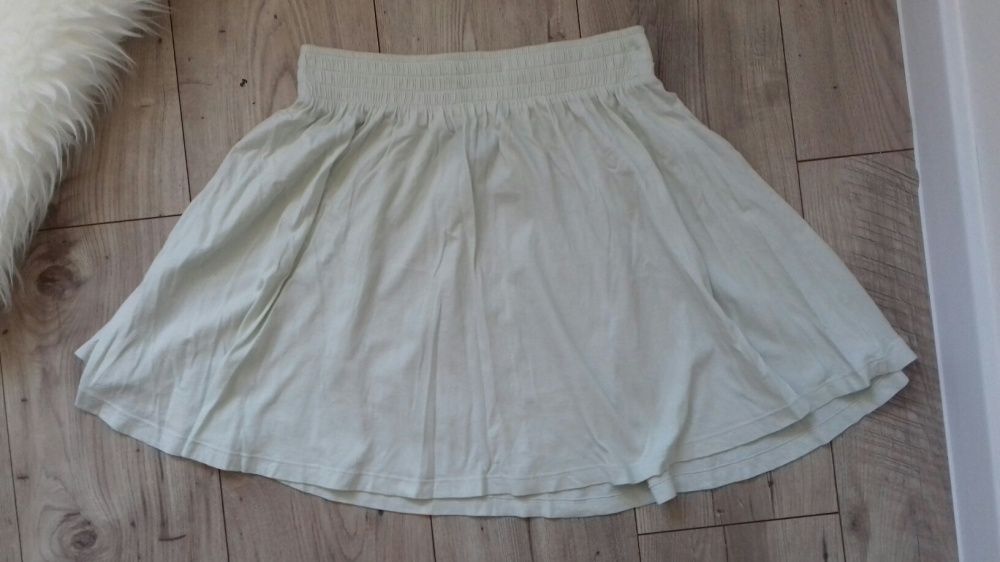 Miętowa spódnica H&M S 36 spódniczka rozkloszowana mini