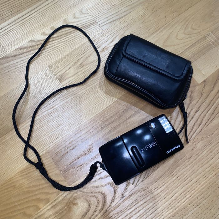 Olympus AF-1 Twin