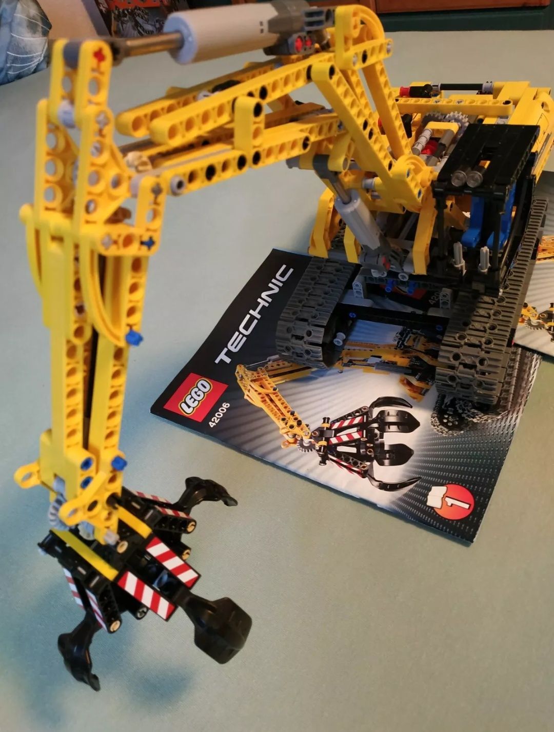 LEGO Technic 42006 Sprawne w db stanie SPRAWDŹ