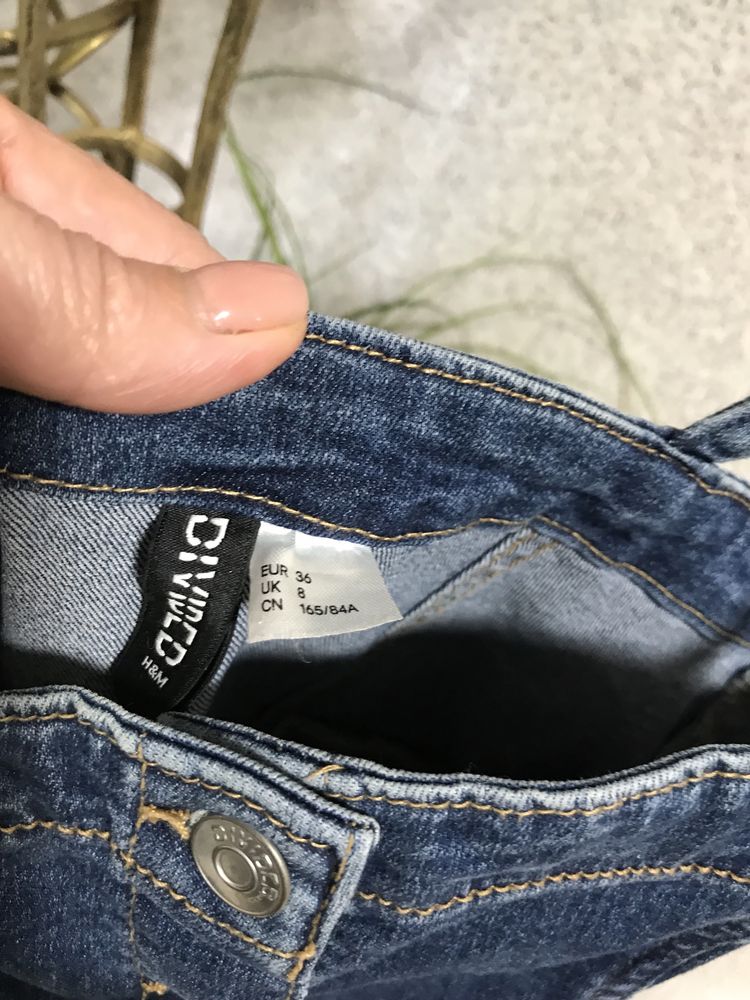 Джиинсовий сарафан H&M.