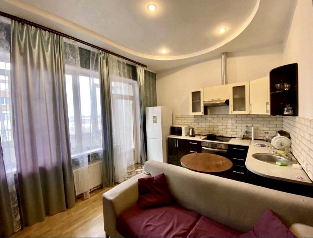 Продам 2 ком квартиру Вознесеновский рн , Центр, ТЦ Укоаина , Цирк