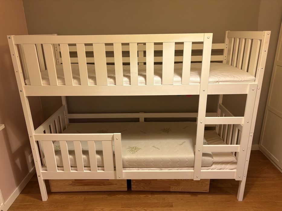 Łóżko piętrowe dziecięce