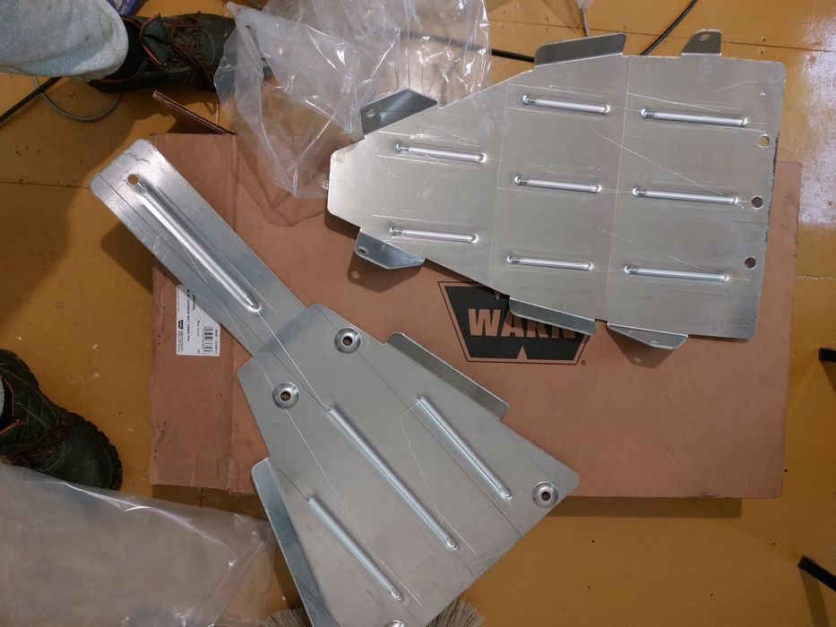 Nowe osłony podwozia Polaris Sportsman XP 550/850