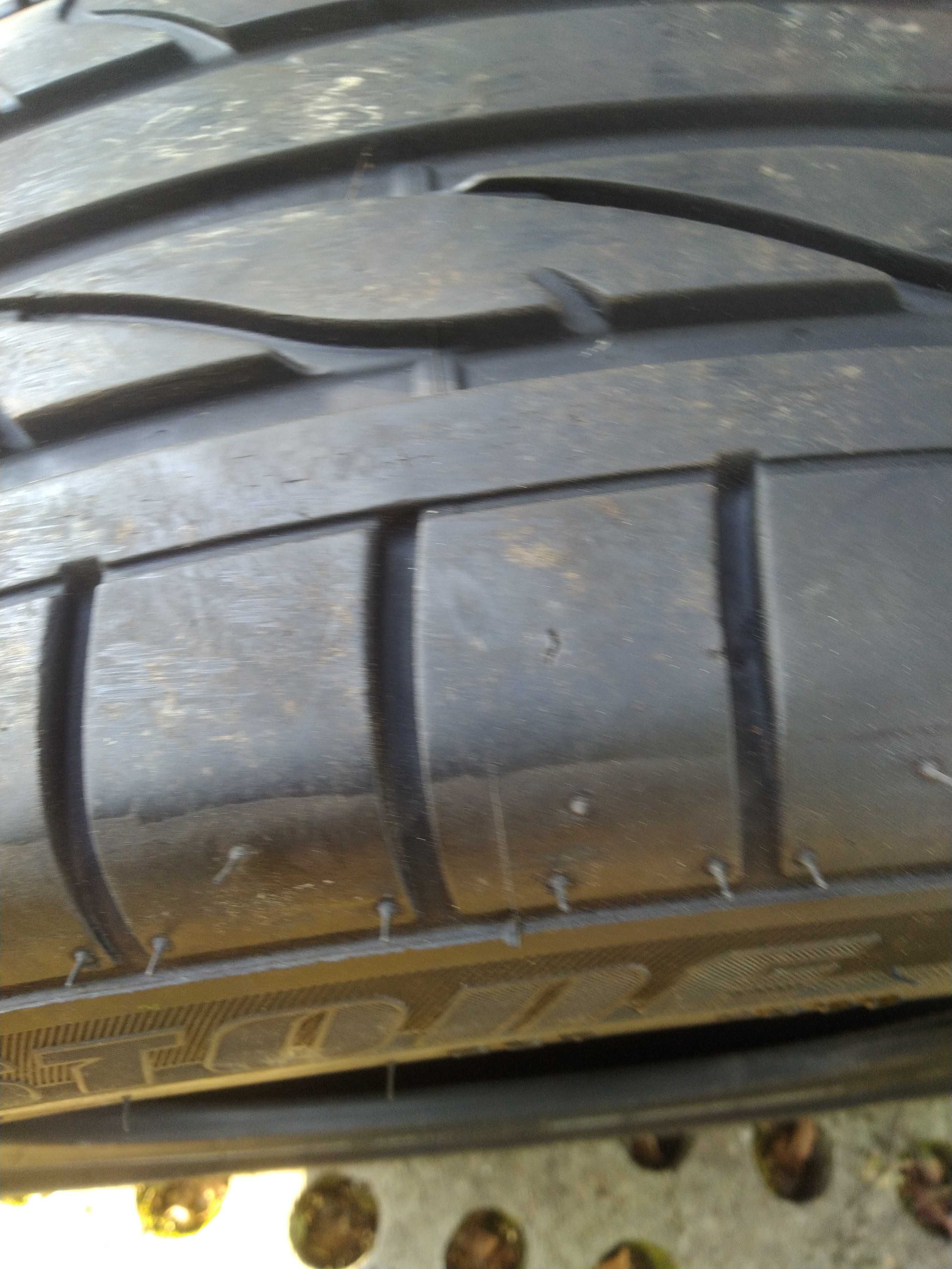 Opony 235/45 18" Bridgestone touranz   . 2 sztuki v