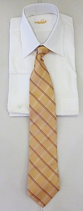 Gravatas de seda novas Preço é para UMA gravata