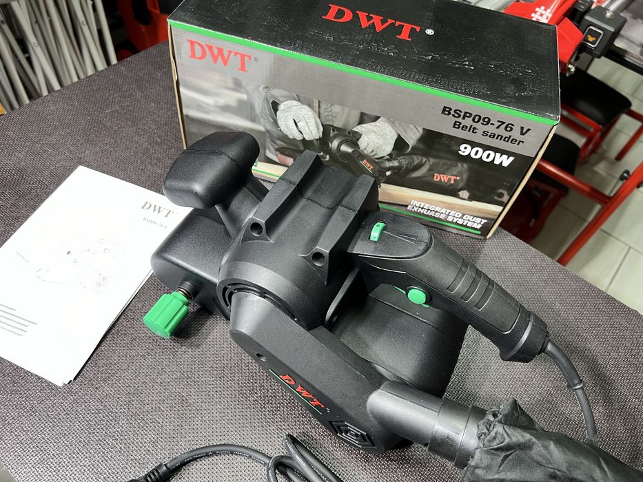 Ленточная шлифмашина DWT BSP09-76 V - 900 Вт 76x533 лента