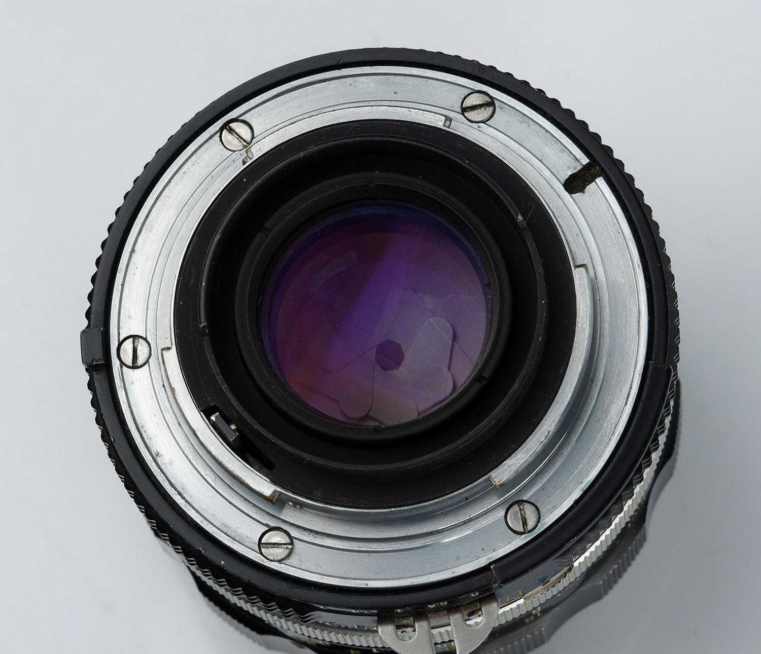 MF Nikkor-O (Ai) 35/2,0 світлосильний ширококутник з красивим малюнком