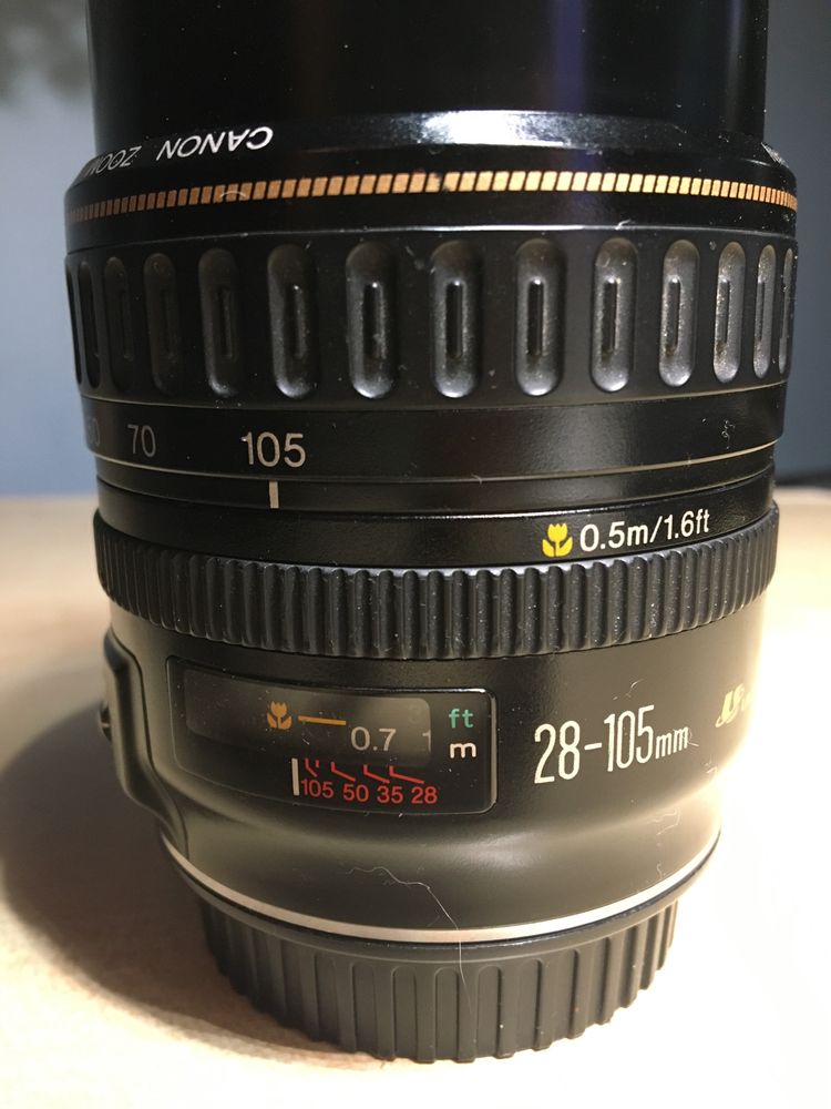 Canon 28-105mm   F 3.5-4.5