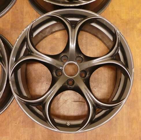 19" ALFA ROMEO GIULIA felgi aluminiowe + TPMS