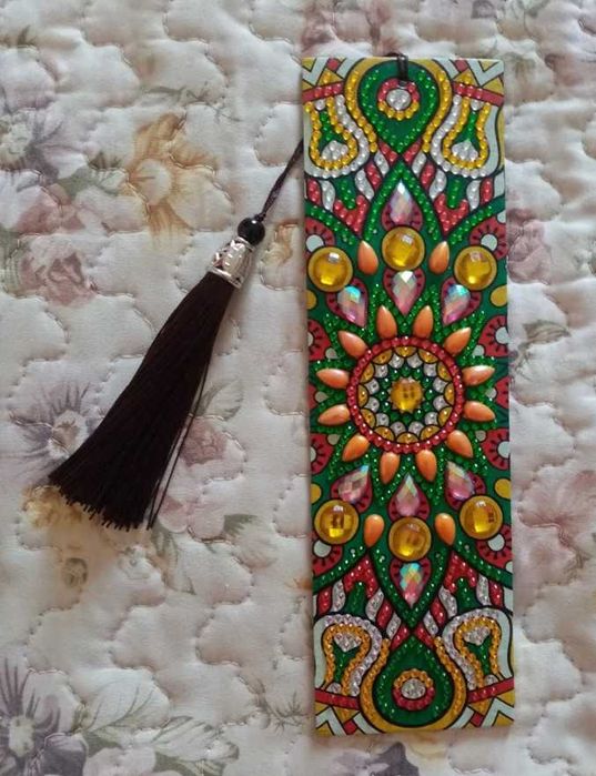 Notebook, marcador e estojo personalizados com diamantes