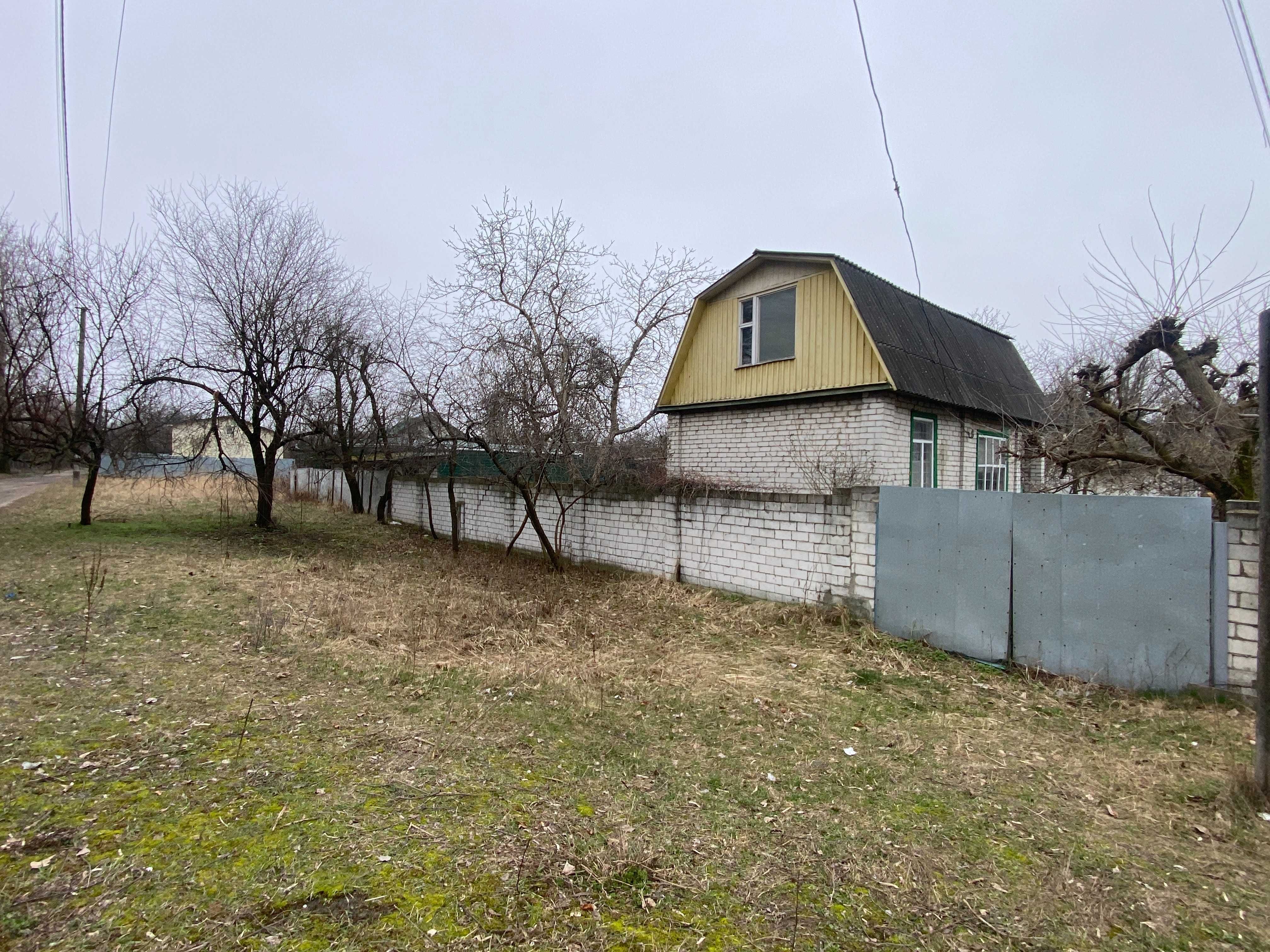 Продаж земельної ділянки з будинком на Русанівських садах, вул. Садова