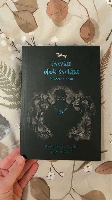 Liz Braswell swiat obok swiata mroczna basn mala syrenka