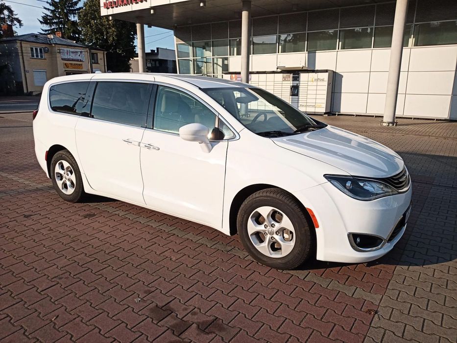 Chrysler Pacifica e-hybrid PLUG-IN Bezwypadkowy.