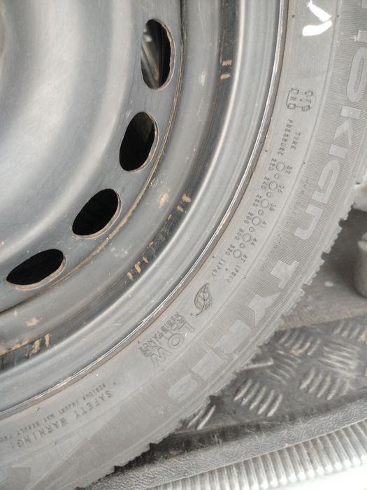 Продам колеса 185/65 r15