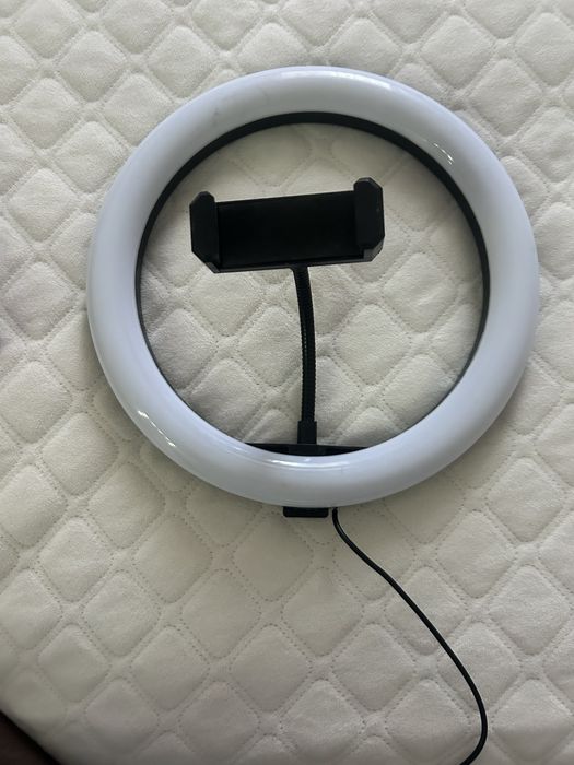 Кільцева лампа, з держачем для телефона