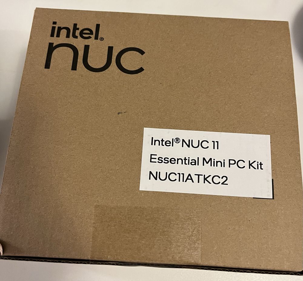Мини ПК Intel NUC 11 essential mini PC kit 8 RAM