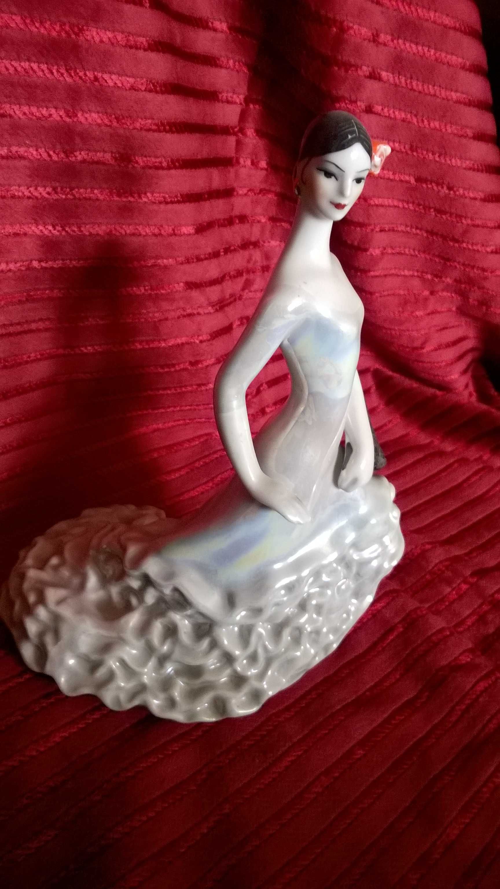 Figurka porcelanowa tancerka Carmen Hiszpanka ZSRR flamenco  porcelana